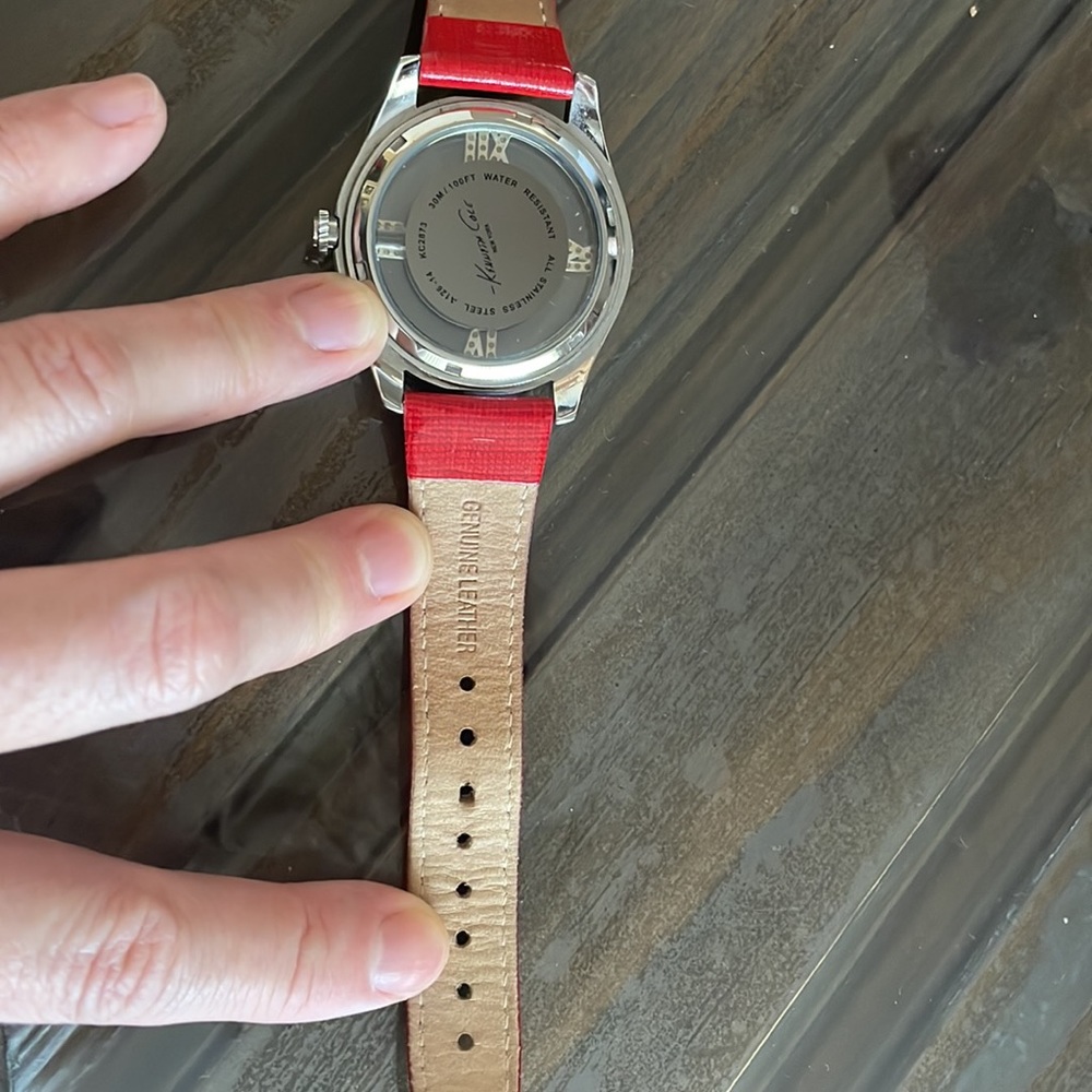 Watch - Picture 6 of 8